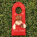 Ver imagem 1 de Enfeite Decora Maçaneta Feliz Natal Pelúcia Boneco de Neve Gorro Xadrez 30cm - Master Christmas