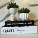 Ver imagem 2 de Conjunto Livro Decorativo + Vaso Bob + Vaso Branco Cerâmico