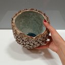 Ver imagem 3 de Vaso Decorativo de Cerâmica Bege 16x18x18cm Enfeite Sala Mesa Estante Aparador