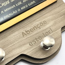 Porta Chaves Parede Medalha de São Bento MDF Marfim - 3
