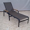 Ver imagem 1 de Espreguiçadeira Maresias - Alumínio Preta com Tela Sling Marrom com Aplicação em Madeira MÓVEIS E LA