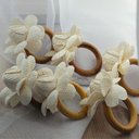 Ver imagem 1 de Kit Anel Porta Guardanapo Artesanal Flor Botão 6 Peças