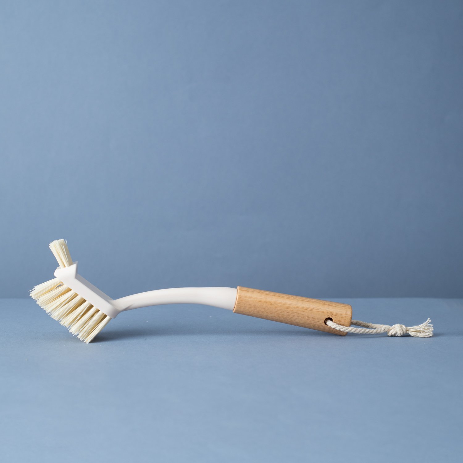Escova de limpeza duo com cabo de bambu - Oikos - 3