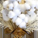 Ver imagem 3 de Arranjo de Flores de Algodão e Trigo Seco no Vaso Trouxinha Âmbar de Cristal 40cm | Beleza Atemporal