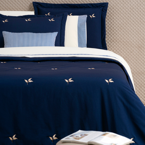 Jogo King Size Colcha Luna 05 Pcs 200 Fios Bordada Luxuosa Santorini:azul