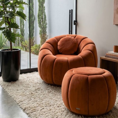 Kit Poltrona Decorativa c/Puff e Almofada Concha Veludo Terracota  - Montanaris Decor