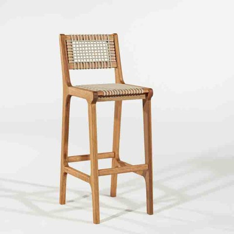 Banqueta Alta com Encosto em Madeira Stain Jatobá e Corda Areia Linha Traço