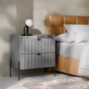 Ver imagem 1 de Mesa de Cabeceira Industrial Cinza para Cama Moriah 60cm:preto/cinza