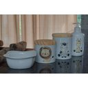 Ver imagem 2 de Kit Higiene Bebê Safari 4 Peças - Potes, Porta Álcool e Molhadeira Decorada - Peças Porcelana Tampas