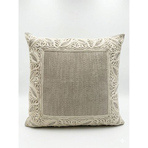 Almofada Rustica Bege C/apliq Cordao Off Mod 03:mod 03