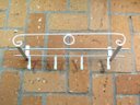 Ver imagem 1 de Jardim Vertical - Suporte de Parede Branco para Vasos com Ganchos Ferroflor | Decore e Organize!