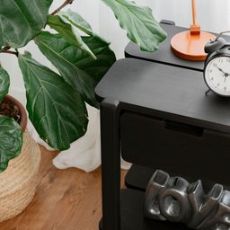 Mesa de Cabeceira Laguna 52,6ax45lx42p em Madeira Cubomob Preto - 3