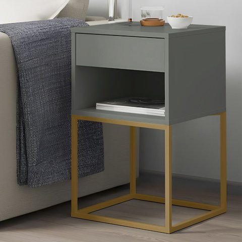 Mesa de Cabeceira Industrial Pé de Aço 1 Gaveta Corrediça Telescópica 1 Nicho - Cinza/Pé Dourado
