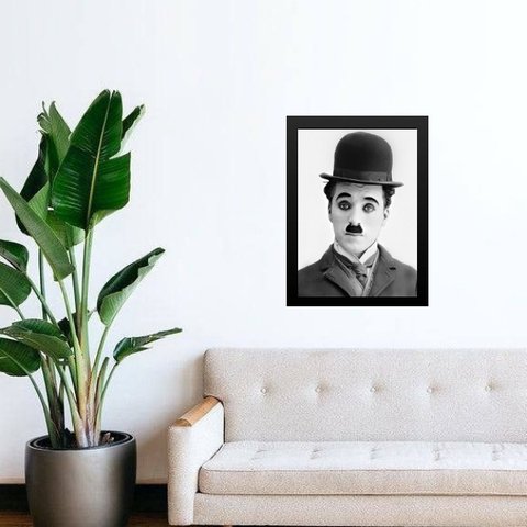 Quadro Charlie Chaplin Abstrato Preto e Branco 33x24cm - com Vidro:madeira Branca