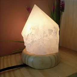 Luminária Ponta Quartzo Rosa - Base Madeira Clara - Bivolt - 1