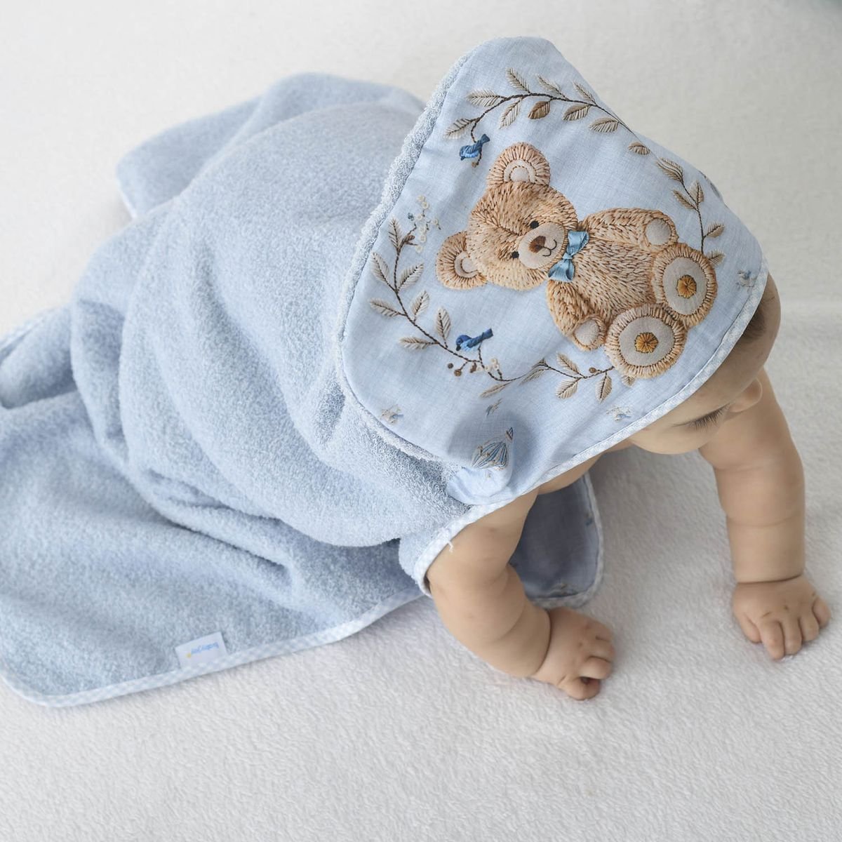 Ver imagem 3 de Toalha de Banho Bebe com Capuz Estampada Digital Luxo: Urso Azul