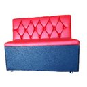 Ver imagem 1 de POLTRONA SOFÁ BOOTH 1,90CM ASSENTO E ENCOSTO VERMELHO CAPITONE A MÃO BASE PRETO SKU153