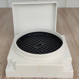 Ralo Oculto para Banheiro Anti-Inseto 10cm Astra Quadrado Branco Invisível - 2