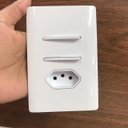 Ver imagem 2 de Cj Interruptor Duplo Simples + Tomada 10a com Suporte 4x2 - Dicompel Novara Branco Total - Dnv1100/2