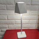 Ver imagem 4 de Luminaria Abajur Mesa 3 Tons Led Bateria Recarregavel Usb Casa Trabalho Sala Quarto Recepçao Escrito