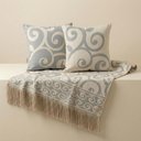 Ver imagem 2 de Kit Manta e Almofadas Decorativas para Sofá Arabesque Azul Nevoa - Nexta Casa