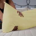 Ver imagem 3 de Fronha Travesseiro Corpo Fofuxão Colorê Micropercal: Fronha Travesseiro Corpo Fofuxão Percal 180 Fio