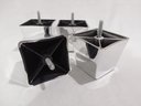 Ver imagem 2 de Kit 4 Pés para Sofa Rack Estofados Modelo Cadency Cromado Trapézio Alt 6 Cm