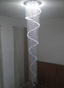 Ver imagem 5 de Luminária Grande Em Cristais, No Formato De Espiral, Com 2,10 Metros De Altura, Base De Inox Espelha