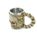 Ver imagem 5 de Caneca Caveira Olho Vermelho Alça 400ml Copo Metal e Resina