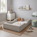 Ver imagem 2 de Caminha Montessoriana Infantil em Bouclé com Espuma D28 e Toque Aconchegante - Bege