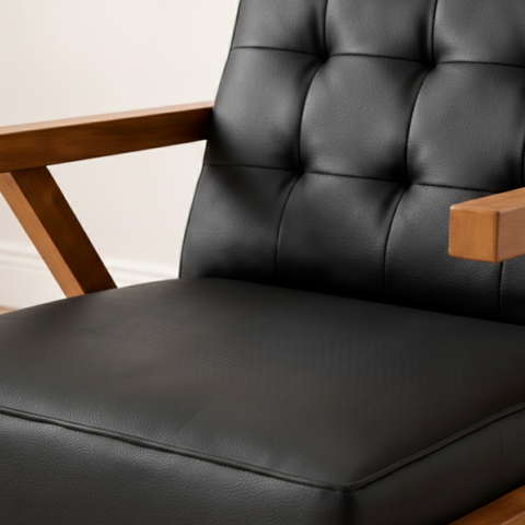 Conjunto 2 Poltronas Corino Zara Capitone Moderna Decorativa Braços Assimétricos 64cm para Sala Escr