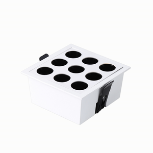 Spot de Embutir Powerus 24° 18w 3000k Irc90 Branco Fundo Preto