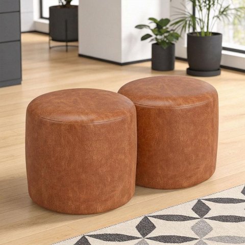 Kit 02 Puffs Redondo 50cm Sala de Estar Living Coliseu W01 Couríssimo Camel - Lyam Decor