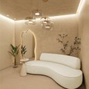 Ver imagem 2 de Sofá Curvo 2 Lugares Orgânico Escritório Recepção Sala Amsterdã 120cm Linho - Doce Sonho Móveis