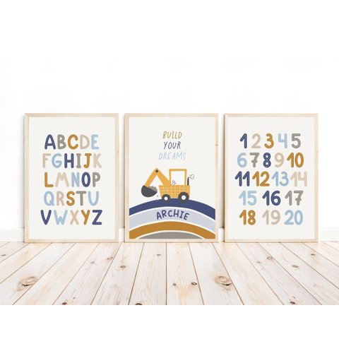 Kit 3 Quadros Alfabeto Número Letras Retroescavadeira Quarto Menino Infantil