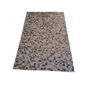 Ver imagem 3 de Tapete de Couro Quadriculado 2,00 X 1,50 M Champanhe