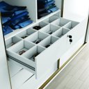 Ver imagem 6 de Guarda Roupa com Espelho 3 Portas de Correr 6 Gavetas 227cm Eleganza Belmax
