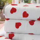 Ver imagem 4 de Kit 03 Unidades - Toalha de Banho Kazzavip Felpuda 100% Algodão Florença Estampada Corações 69CMX130