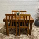 Ver imagem 1 de Conjunto Fixo Colonial Mesa 120x80 com 4 Cadeiras Cor:mel