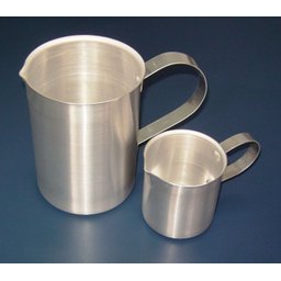 Caneca em Alumínio com Alça e Bico - 1900a - 1