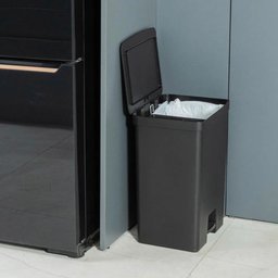 Lixeira com Pedal Trium 50 L Preto ou - 3