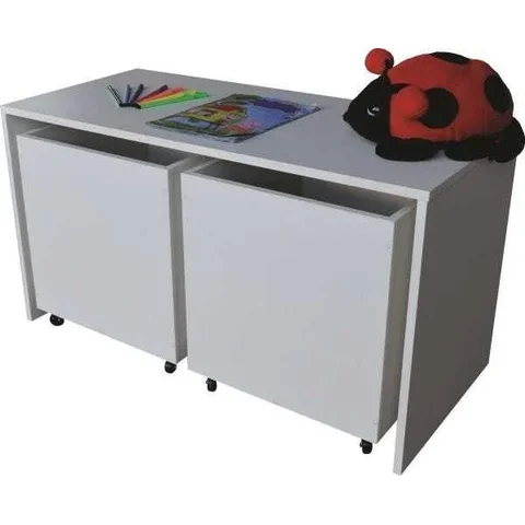 Baú para brinquedos com mesinha infantil