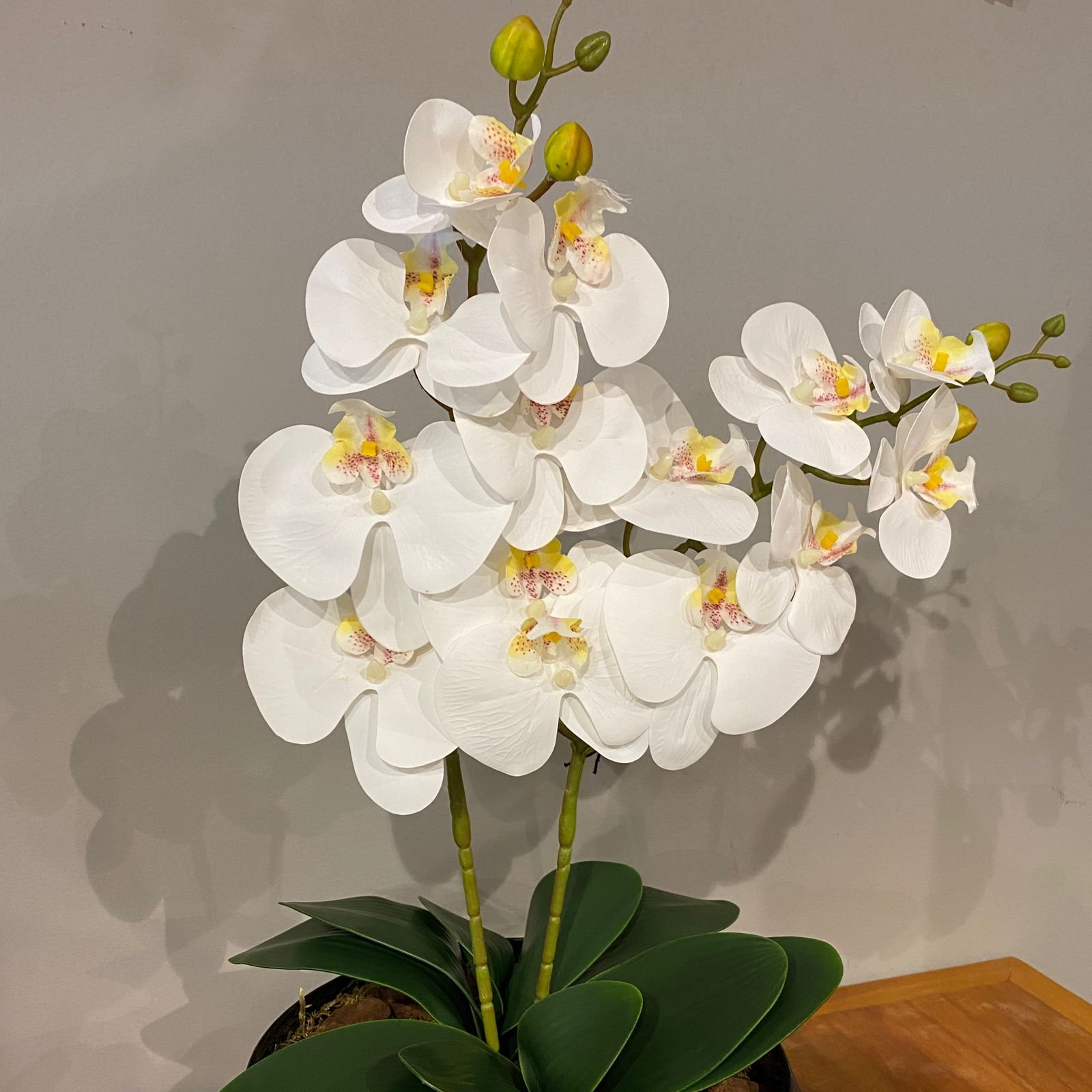 2 Orquídeas Branca Artificial Arranjo Centro de Mesa Vaso Grande - 3