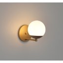 Ver imagem 4 de Kit 2 Arandelas Jabuticaba Dourada Globo de Vidro.