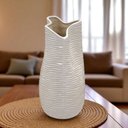 Ver imagem 2 de Vaso Decorativo Cerâmica 27,5cm Creme e Marrom Espressione