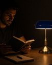 Ver imagem 3 de Abajur Banker Azul Clássico Luminária de Mesa Retro Luxo