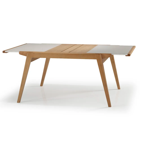 Mesa de Jantar Elástica Embaú Amêndoa Fendi 140cm