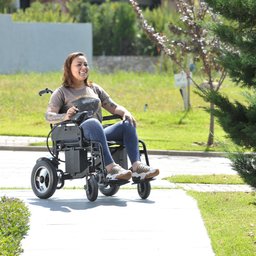 Cadeira de Rodas Motorizada Dobrável até 120 Kg Assento de 48 Cm D800 Dellamed - 7