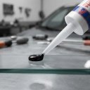 Ver imagem 2 de 51382 - Cola Preta de para-Brisa Tubo 400g Plástico - Mastiflex
