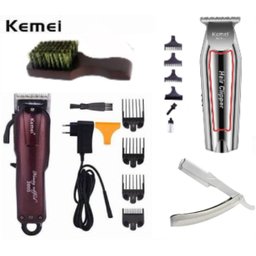 Maquina Cortar Cabelo Profissional Kemei 2600 + Kemei 032 + Kit Escova Disfarce e Navalha - 1